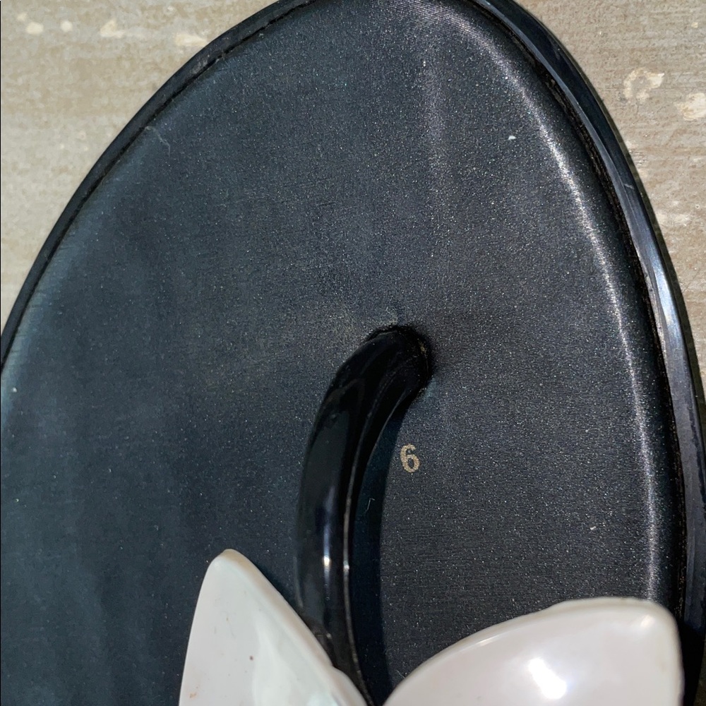Melissa Black and White Floral Sandals - Picture 5 of 8